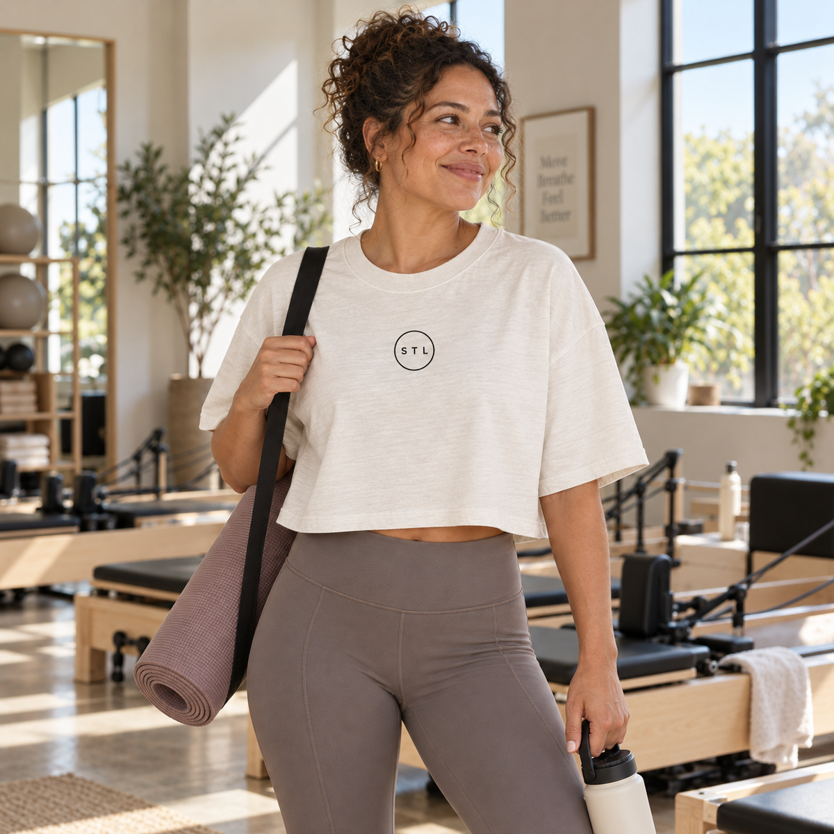 White Women’s garment dye cropped tee