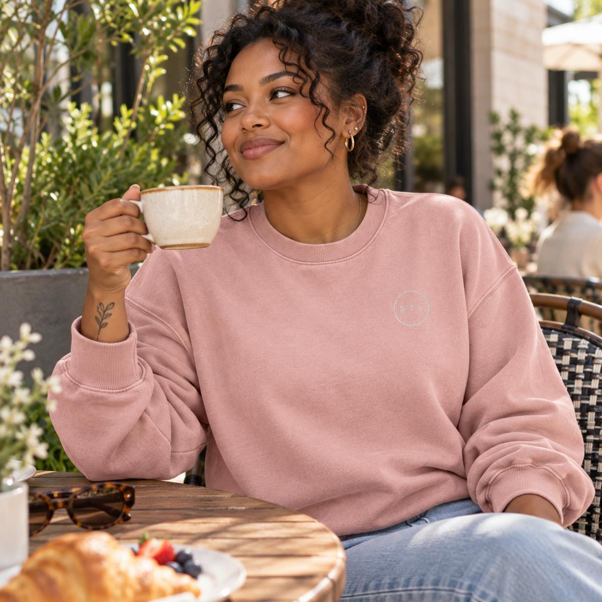 Blush Vintage crewneck sweatshirt